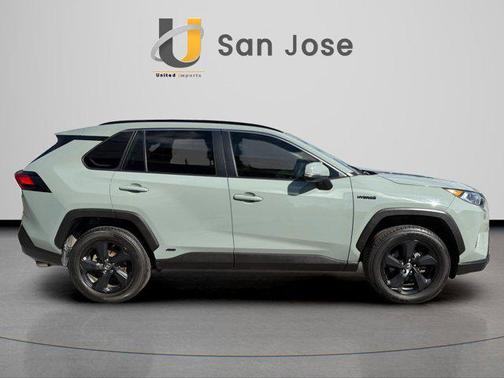 2021 Toyota RAV4 Hybrid XLE Premium