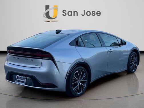 2024 Toyota Prius XLE