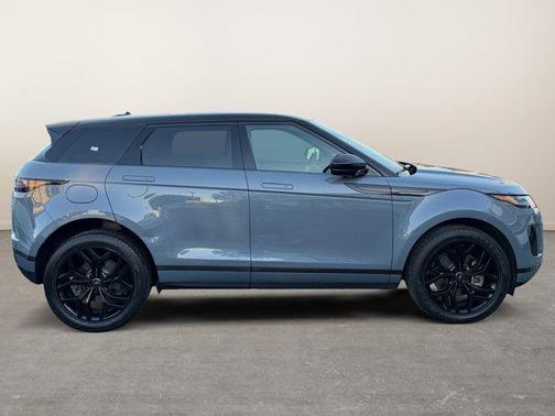 2022 Land Rover Range Rover Evoque SE