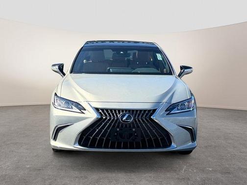 2022 Lexus ES 350 Base