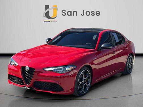 2023 Alfa Romeo Giulia Veloce RWD