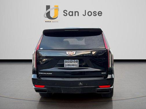 2023 Cadillac Escalade Sport
