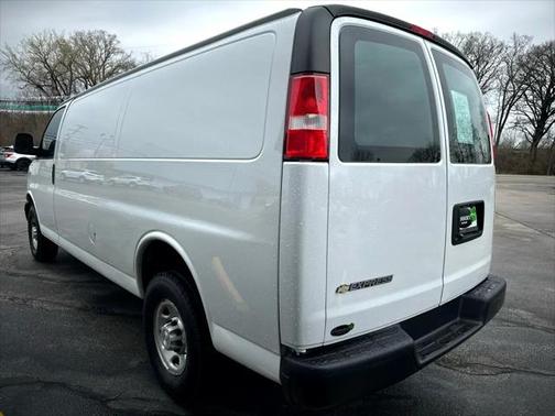 2021 Chevrolet Express 2500 RWD 2500 Extended Wheelbase WT