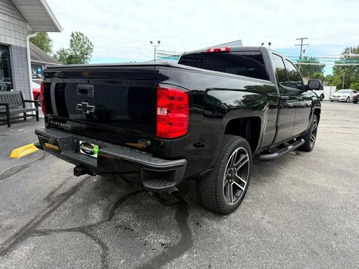 2018 Chevrolet Silverado 1500 Custom