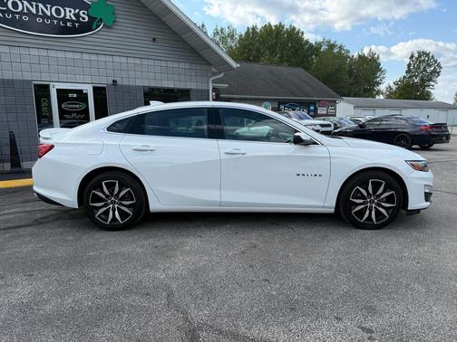 2024 Chevrolet Malibu FWD RS