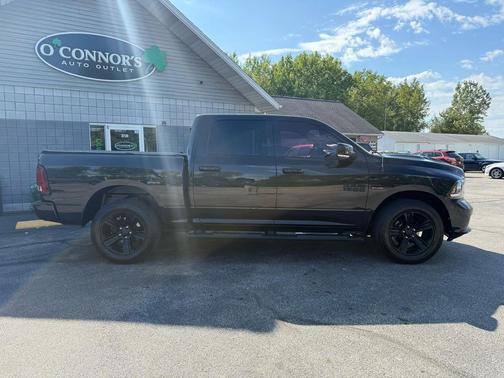 2016 RAM 1500 Sport