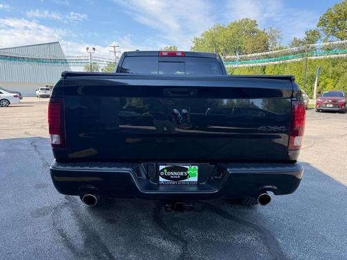 2016 RAM 1500 Sport