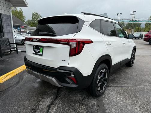 2024 Kia Seltos EX