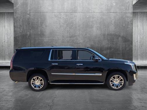 2018 Cadillac Escalade ESV Standard