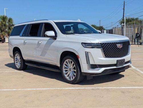 2022 Cadillac Escalade ESV Luxury