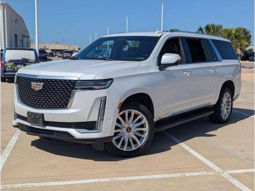 2022 Cadillac Escalade ESV Luxury
