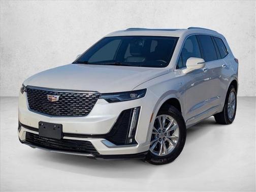 2022 Cadillac XT6 Luxury FWD