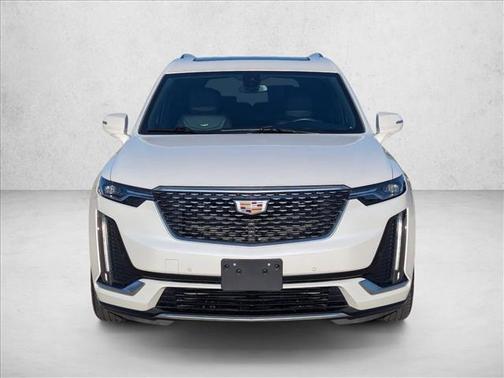 2022 Cadillac XT6 Luxury FWD