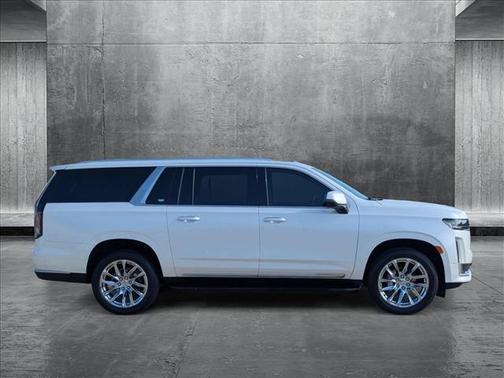 2023 Cadillac Escalade ESV Premium Luxury