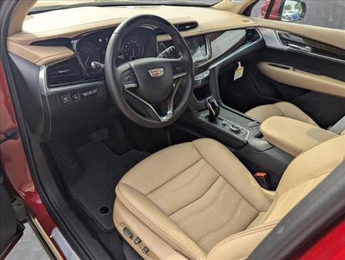 2025 Cadillac XT6 Premium Luxury FWD