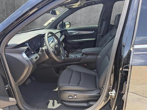 2025 Cadillac XT6 Luxury FWD
