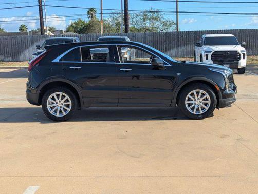 2023 Cadillac XT4 Luxury