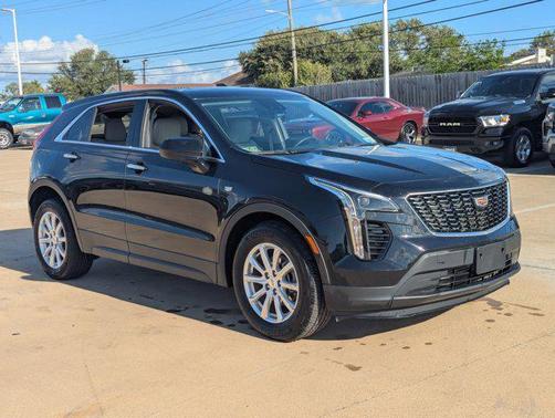 2023 Cadillac XT4 Luxury