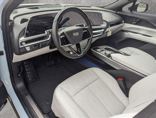 2024 Cadillac LYRIQ Sport