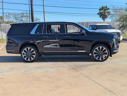 2025 Cadillac Escalade ESV Premium Luxury