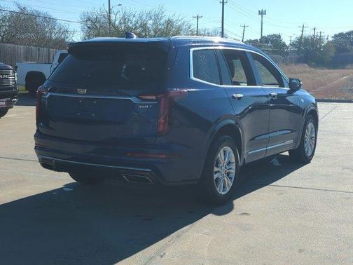 2023 Cadillac XT6 Luxury FWD