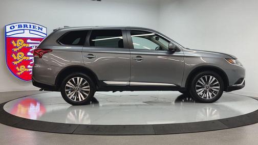 2020 Mitsubishi Outlander SE