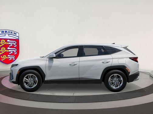 Serenity White Pearl 2026 Hyundai TUCSON SE