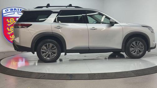 2024 Nissan Pathfinder SV 4WD