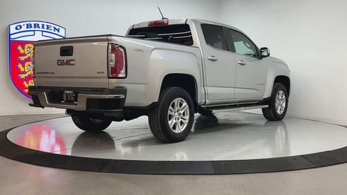Quicksilver Metallic 2019 GMC Canyon SLE
