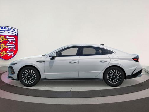 2026 Hyundai SONATA Hybrid SE