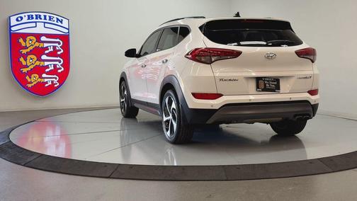 Winter White 2016 Hyundai TUCSON Limited