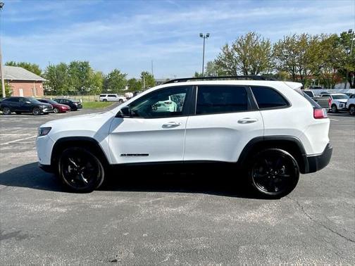 2023 Jeep Cherokee Altitude