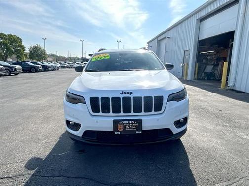 2023 Jeep Cherokee Altitude