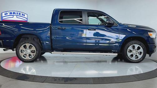 Patriot Blue Pearlcoat 2023 RAM 1500 Big Horn/Lone Star