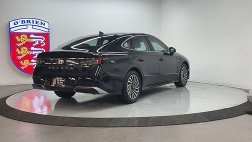 2025 Hyundai SONATA Hybrid SE