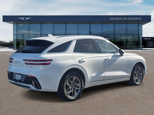 2023 Genesis GV70 2.5T