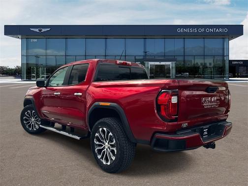 2025 GMC Canyon Denali
