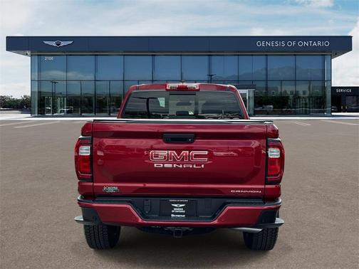 2025 GMC Canyon Denali