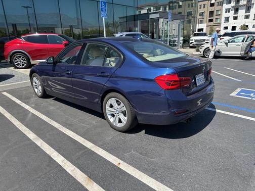 2016 BMW 328 i