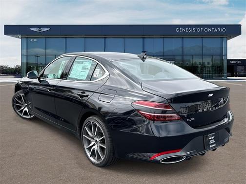 2026 Genesis G70 2.5T Standard