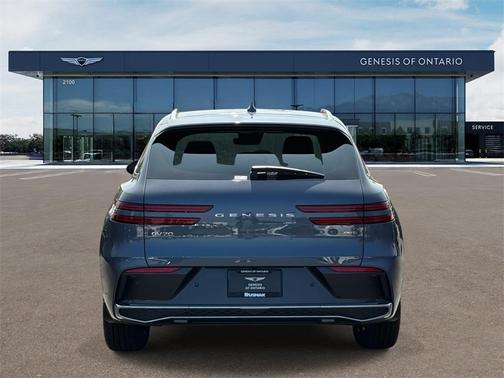 2026 Genesis GV70 2.5T