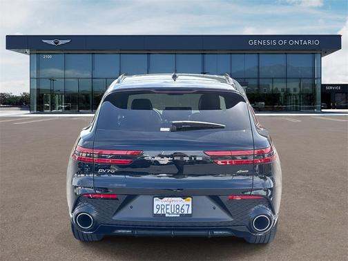 2025 Genesis GV70 2.5T
