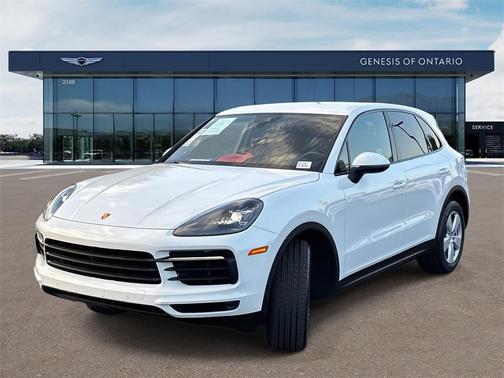2023 Porsche Cayenne Base