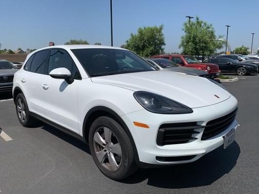 2023 Porsche Cayenne Base