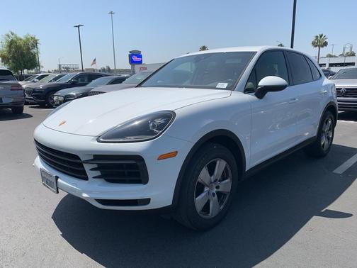 2023 Porsche Cayenne Base