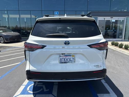 2021 Toyota Sienna