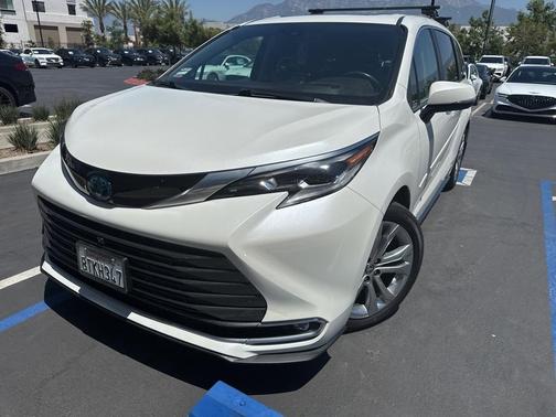 2021 Toyota Sienna