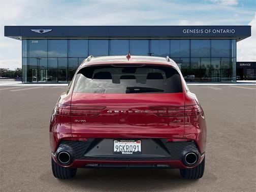 2023 Genesis GV70 2.5T