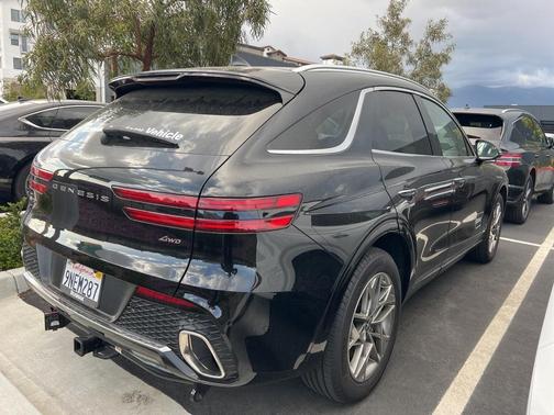 2025 Genesis GV70 2.5T