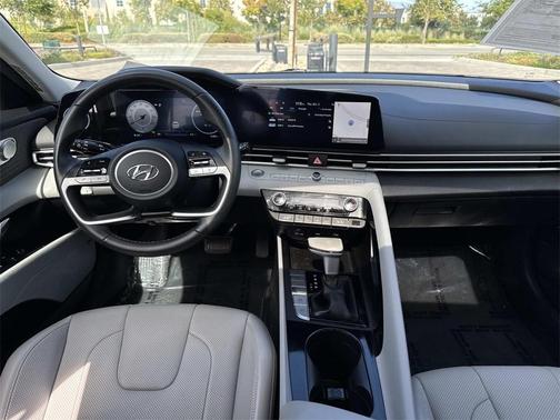 2023 Hyundai ELANTRA HEV Limited